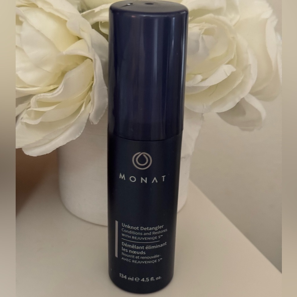 MONAT Unkot Detangler New